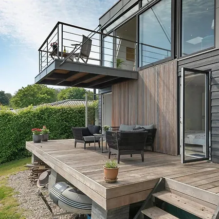 Herewardus - 10m To The Fjord By Interhome 펜션 *