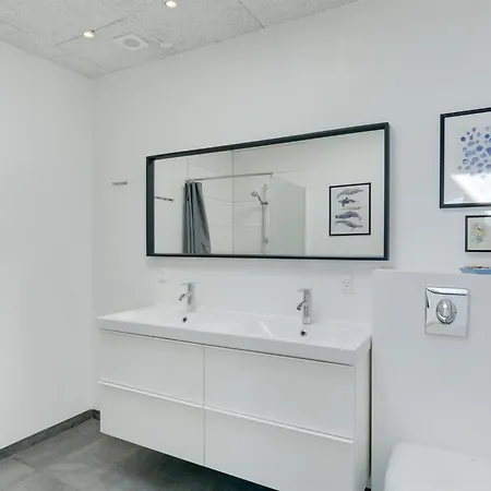 Herewardus - 10m To The Fjord By Interhome Børkop