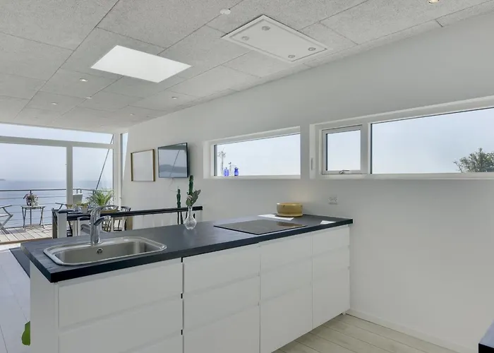 Herewardus - 10m To The Fjord By Interhome