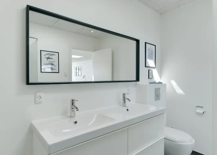 Feriehus Herewardus - 10m To The Fjord By Interhome Børkop